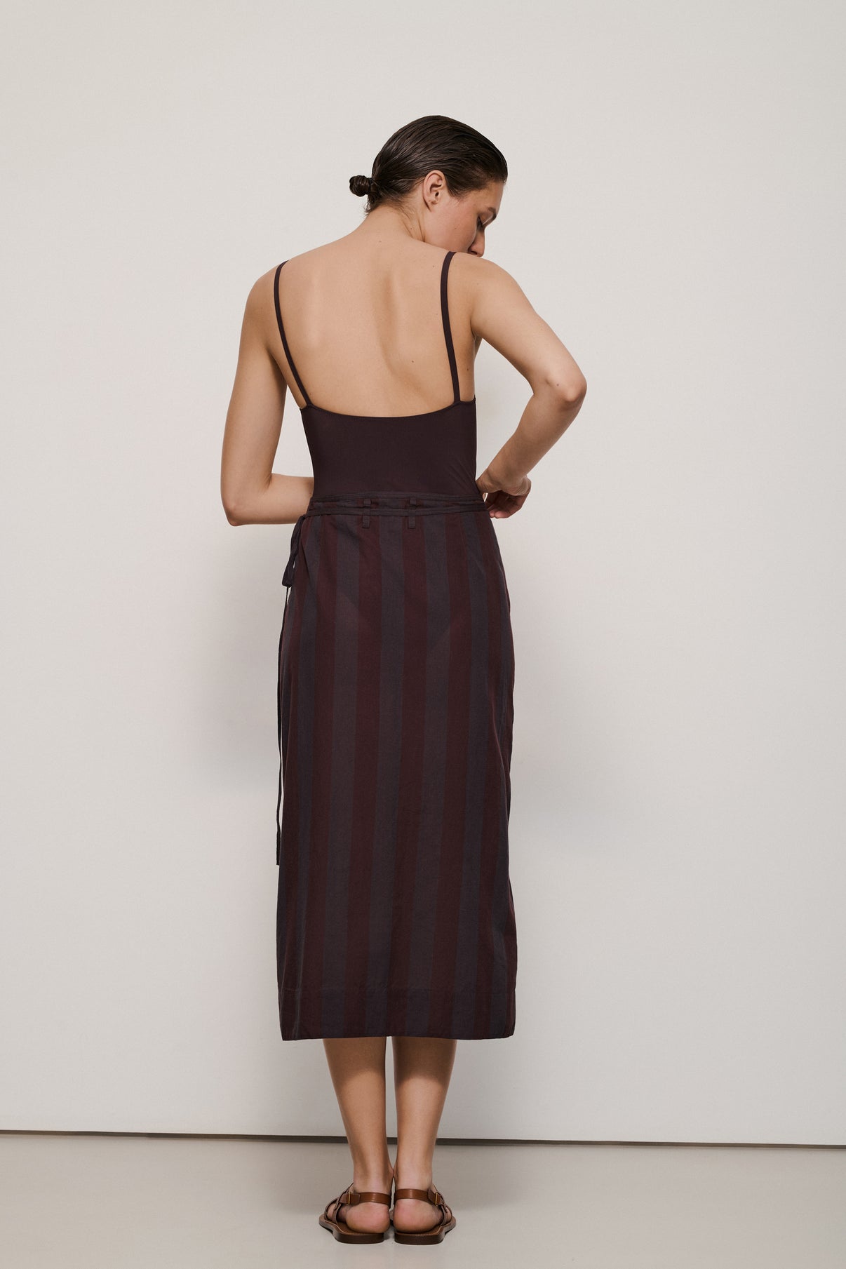 LA BURGUNDY GONNA SKIRT vue 6